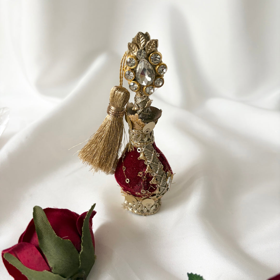Red & Burgundy Traditional Surmadani – Decorative Kajol Holder with Tassels
