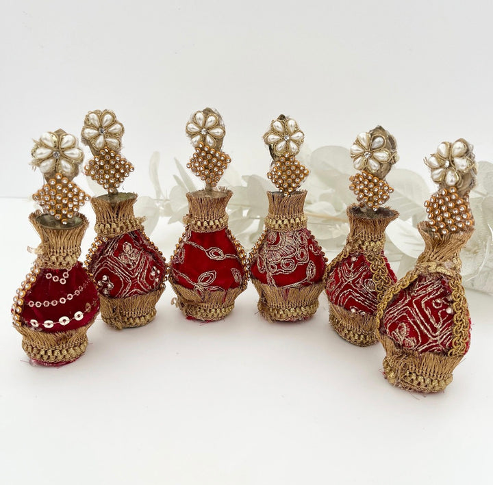Red Traditional Surmadani – Decorative Kajol Holder with Gold Embroidery Design