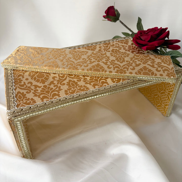 Traditional Maiyan Fatti Set – Gold Embroidered Punjabi Wedding Ceremony Set