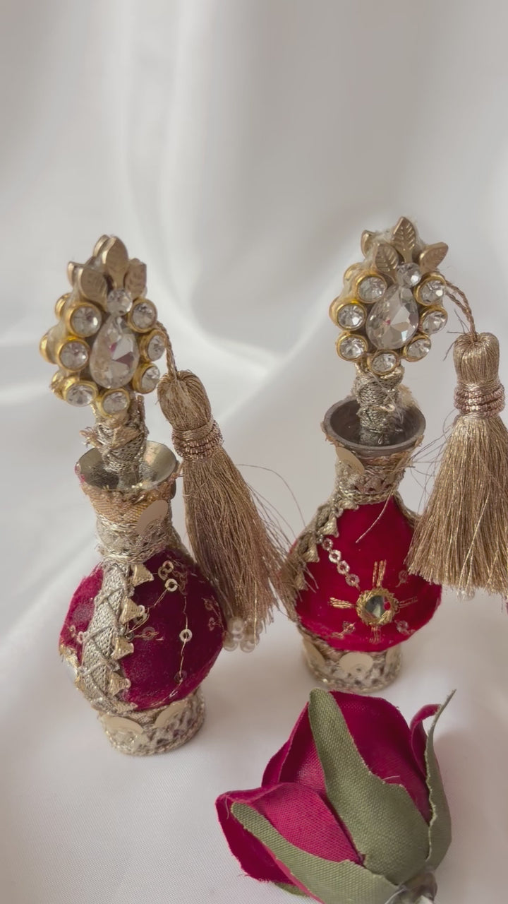 Red & Burgundy Traditional Surmadani – Decorative Kajol Holder with Tassels